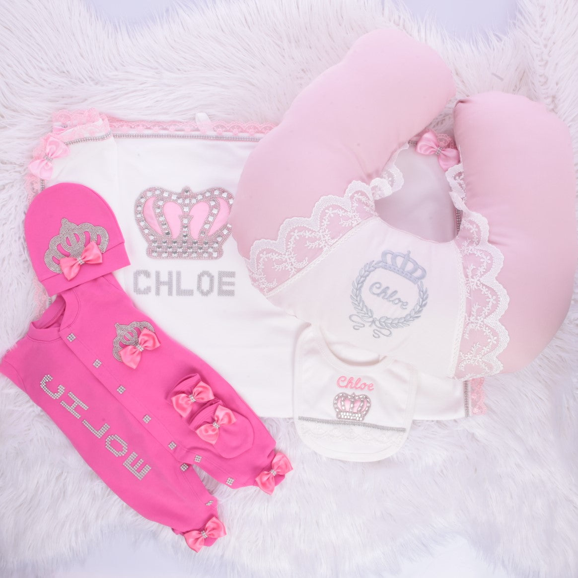 Set nascita bimba con ciambella allattamento