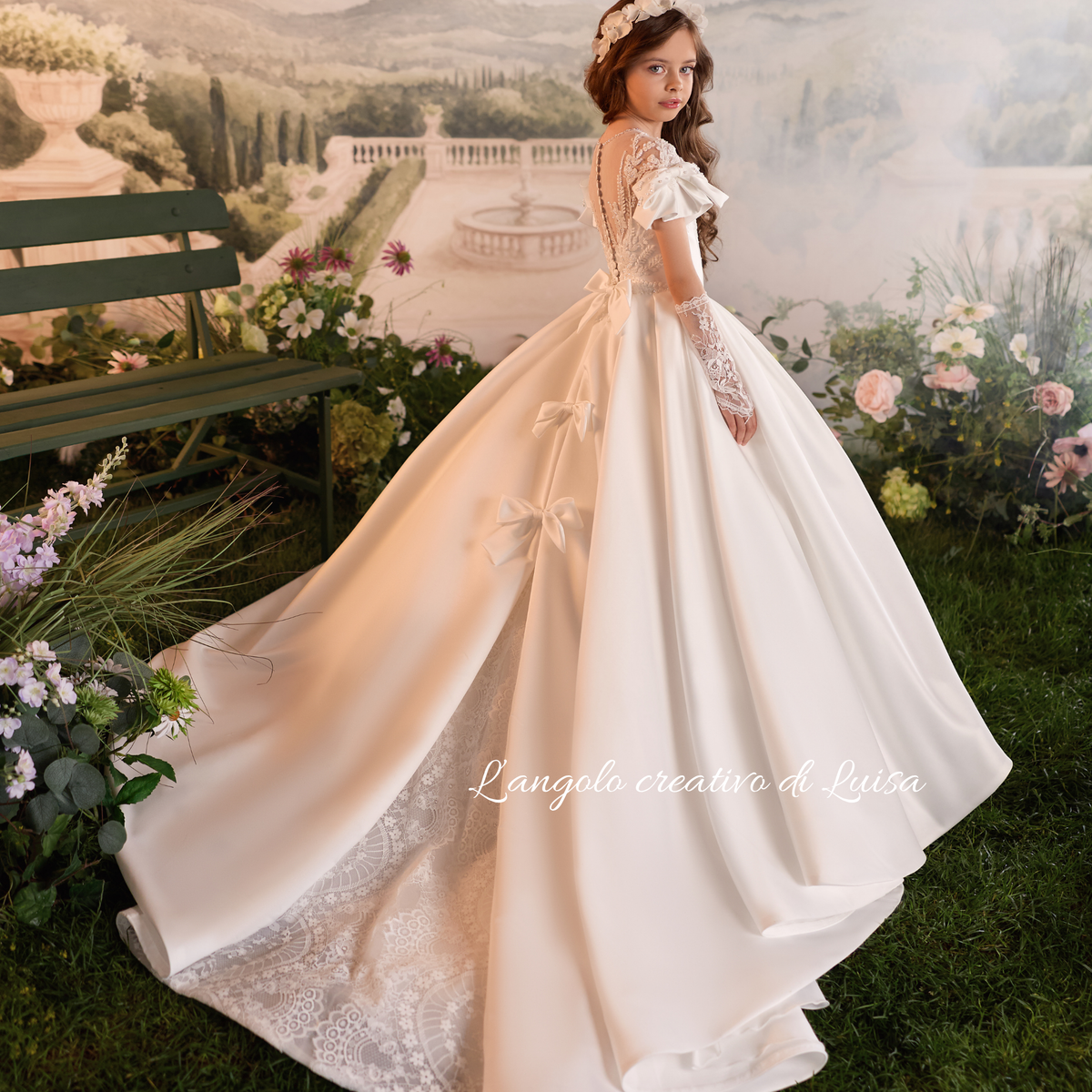 3907