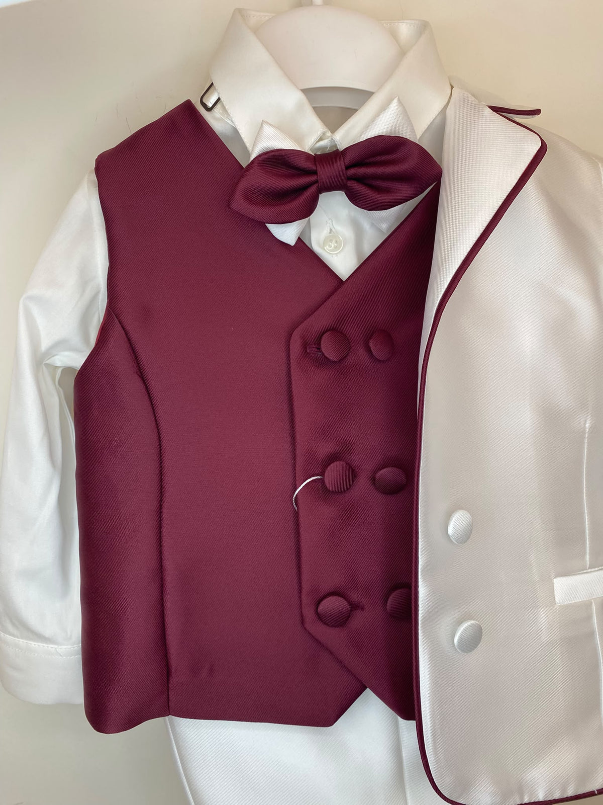 Abito da Cerimonia Bimbo 4 Pezzi con Giacca Bianca e Gilet Bordeaux 👦✨⭐